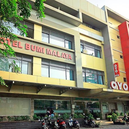 Oyo 1009 Hotel Bumi Malaya เมดาน ภายนอก รูปภาพ