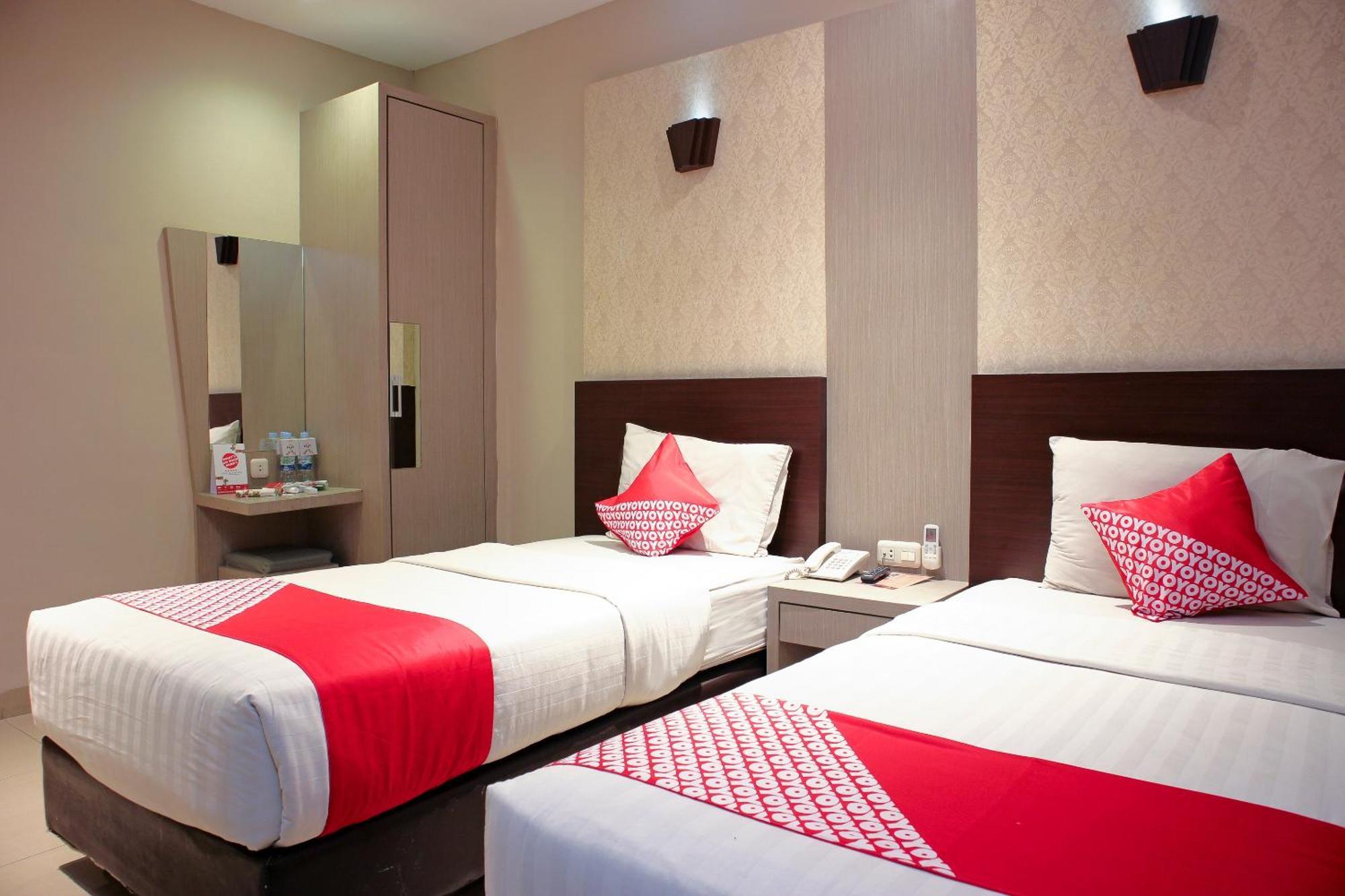 Oyo 1009 Hotel Bumi Malaya เมดาน ภายนอก รูปภาพ