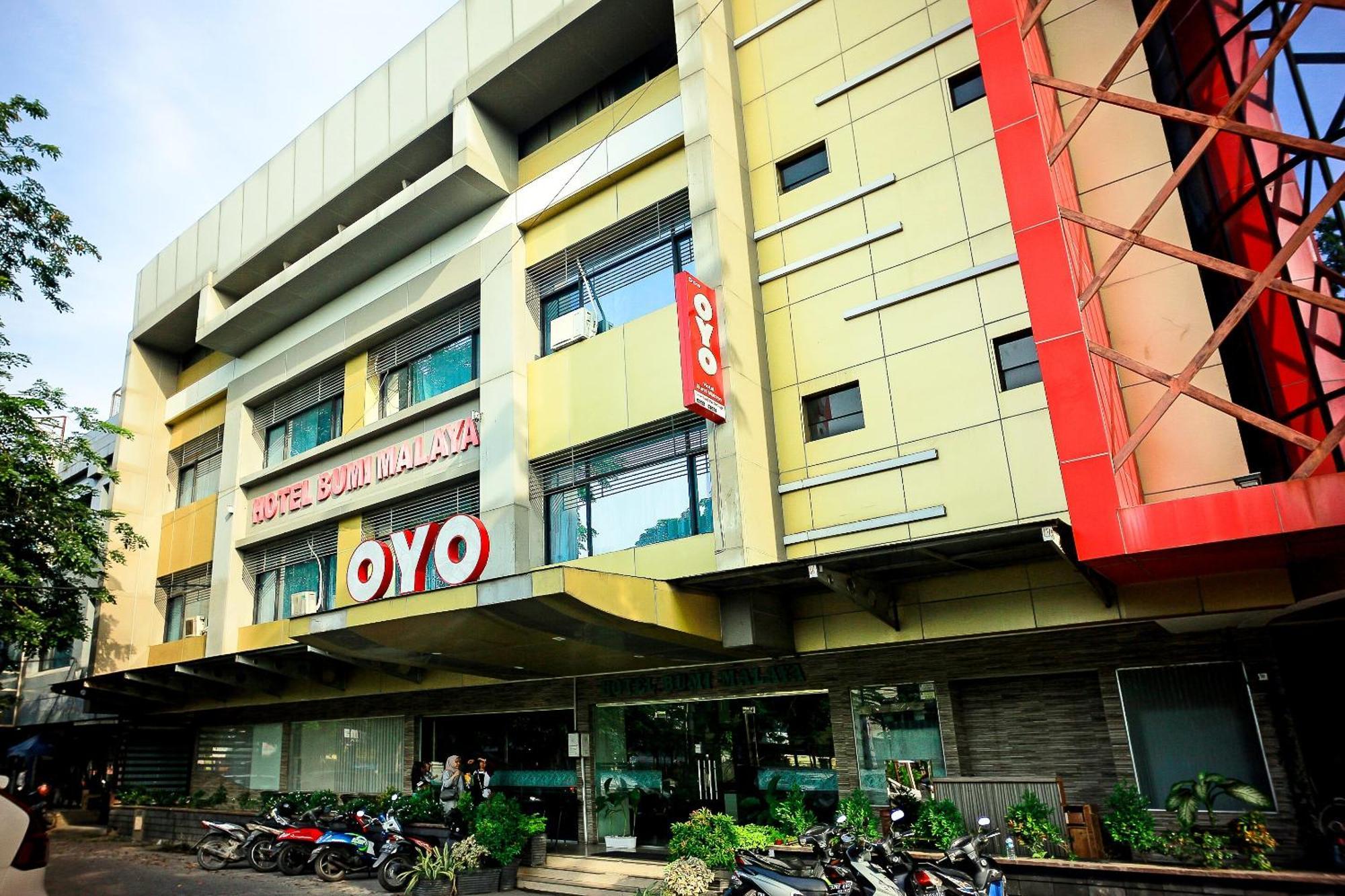 Oyo 1009 Hotel Bumi Malaya เมดาน ภายนอก รูปภาพ