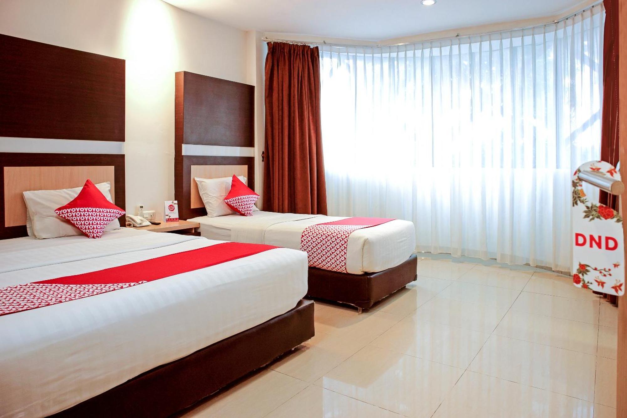 Oyo 1009 Hotel Bumi Malaya เมดาน ภายนอก รูปภาพ